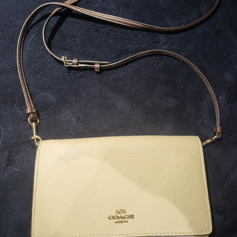 Coach crossover bag off white/tan